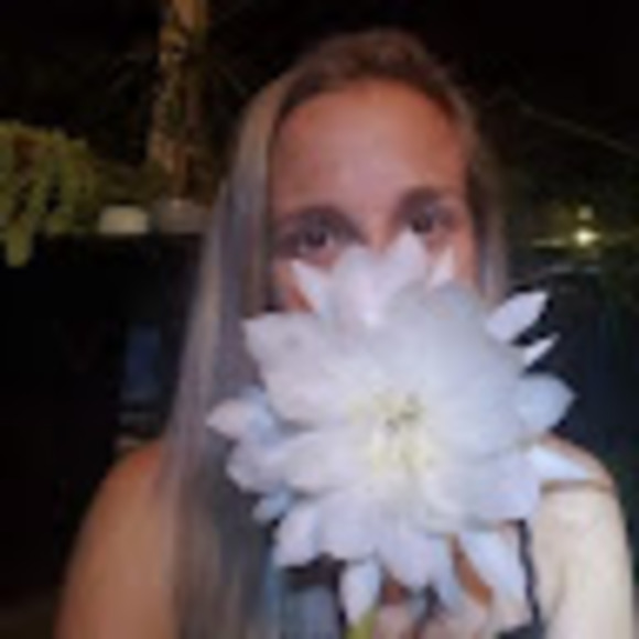 Meet your Posher, Meg - Picture 1 of 1